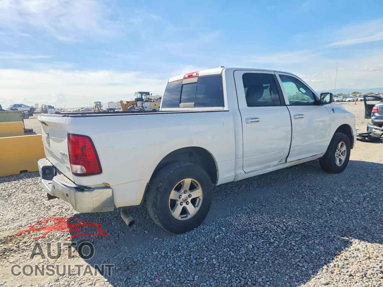 DODGE RAM 1500 2012 - 1C6RD7LP7CS249568
