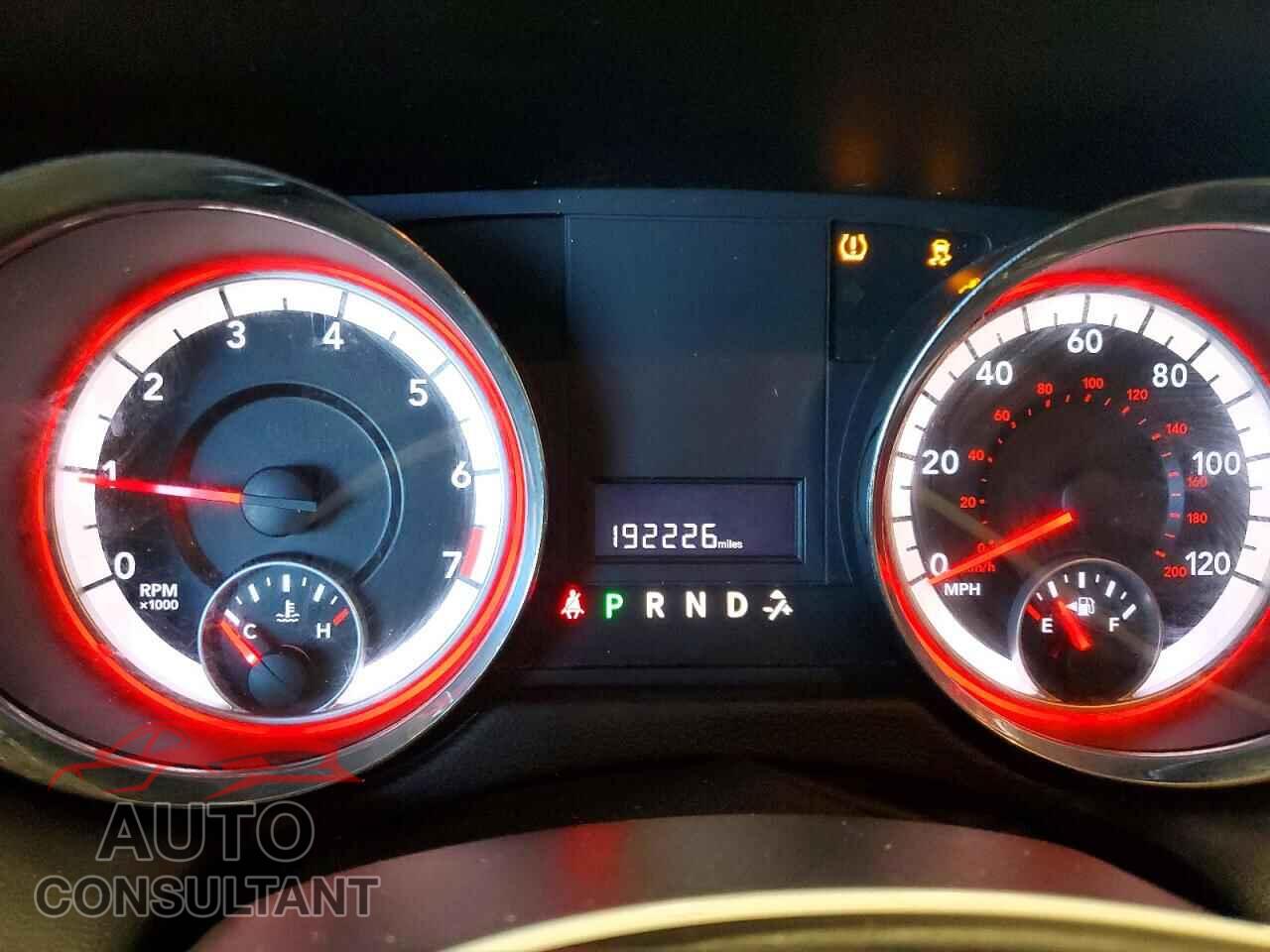 DODGE CARAVAN 2012 - 2C4RDGBGXCR288070