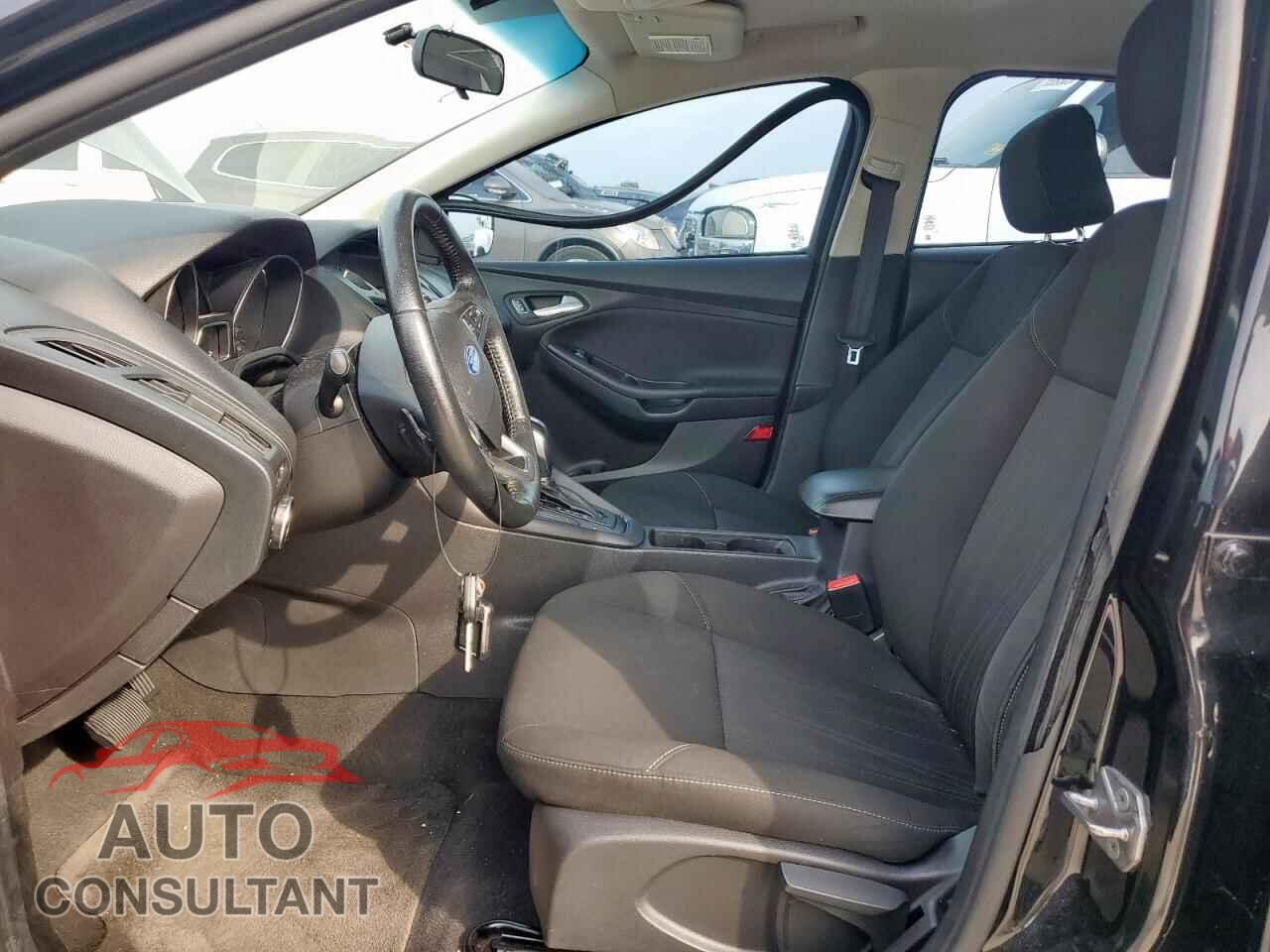 FORD FOCUS 2015 - 1FADP3F27FL218974