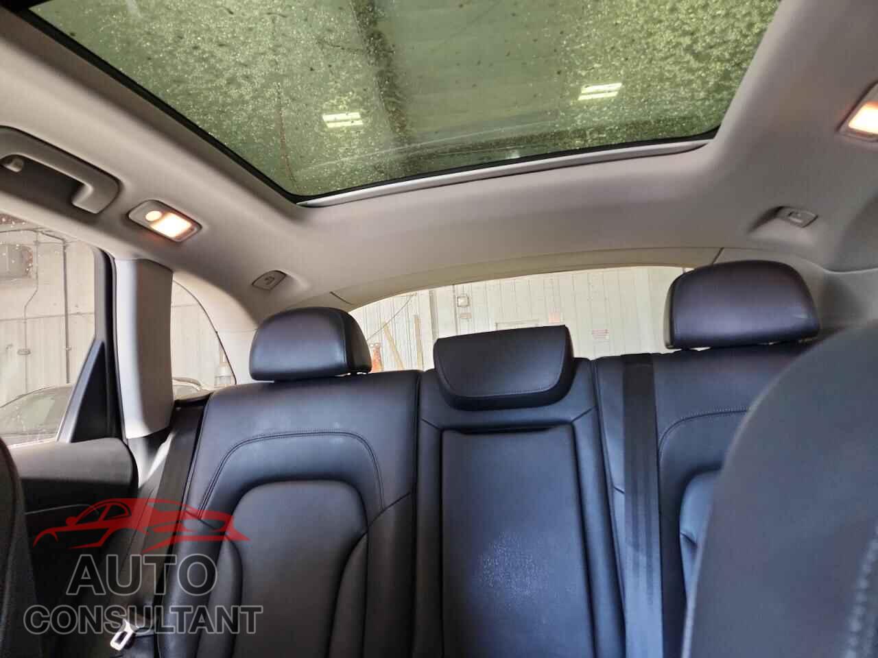 AUDI Q5 2016 - WA1CVBFP9GA018798