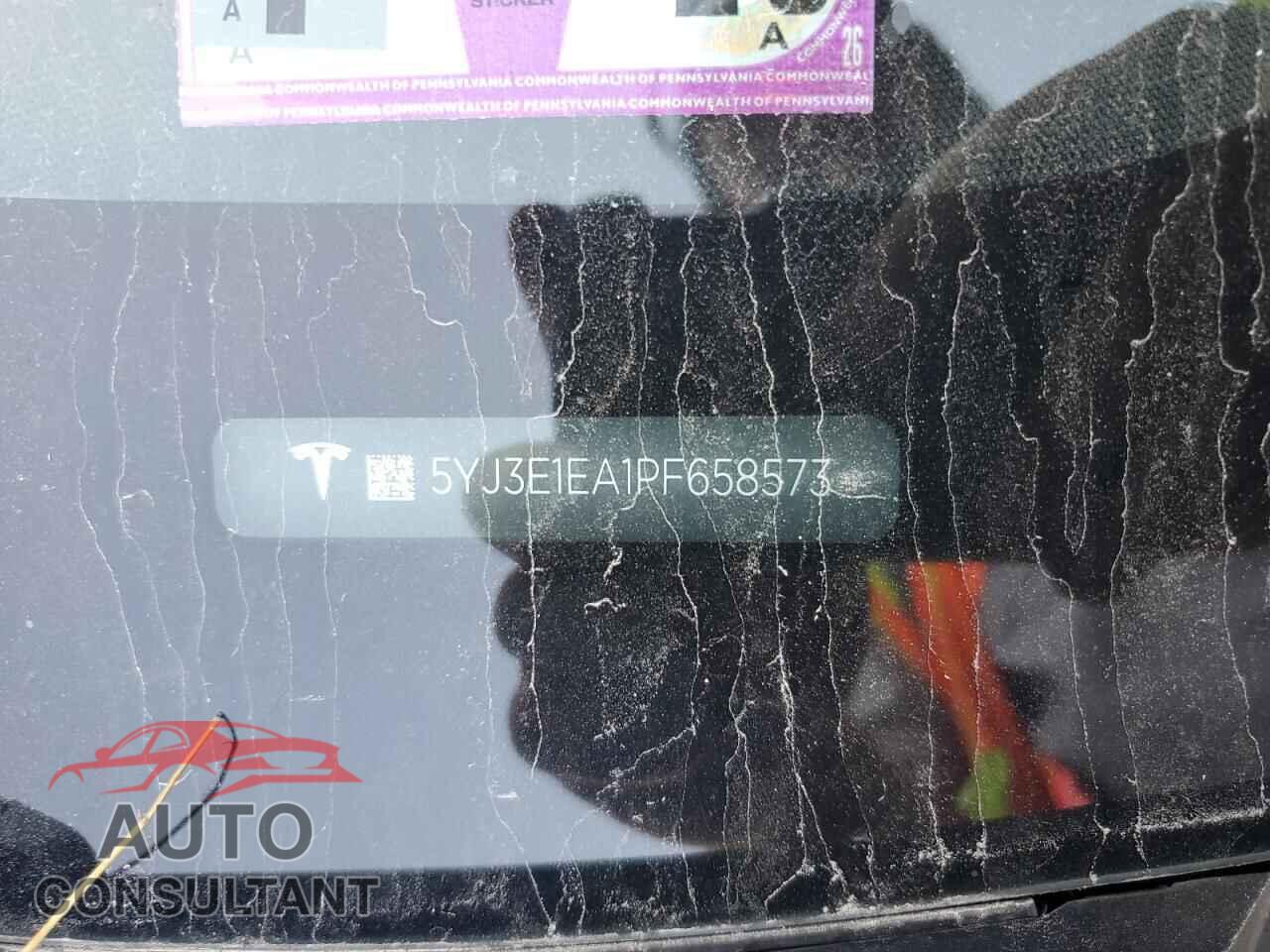 TESLA MODEL 3 2023 - 5YJ3E1EA1PF658573