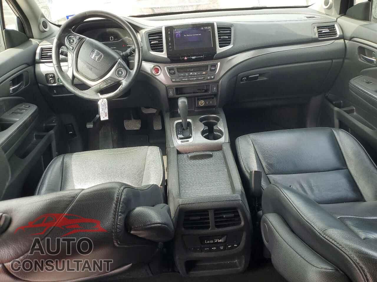 HONDA PILOT 2018 - 5FNYF5H58JB005769