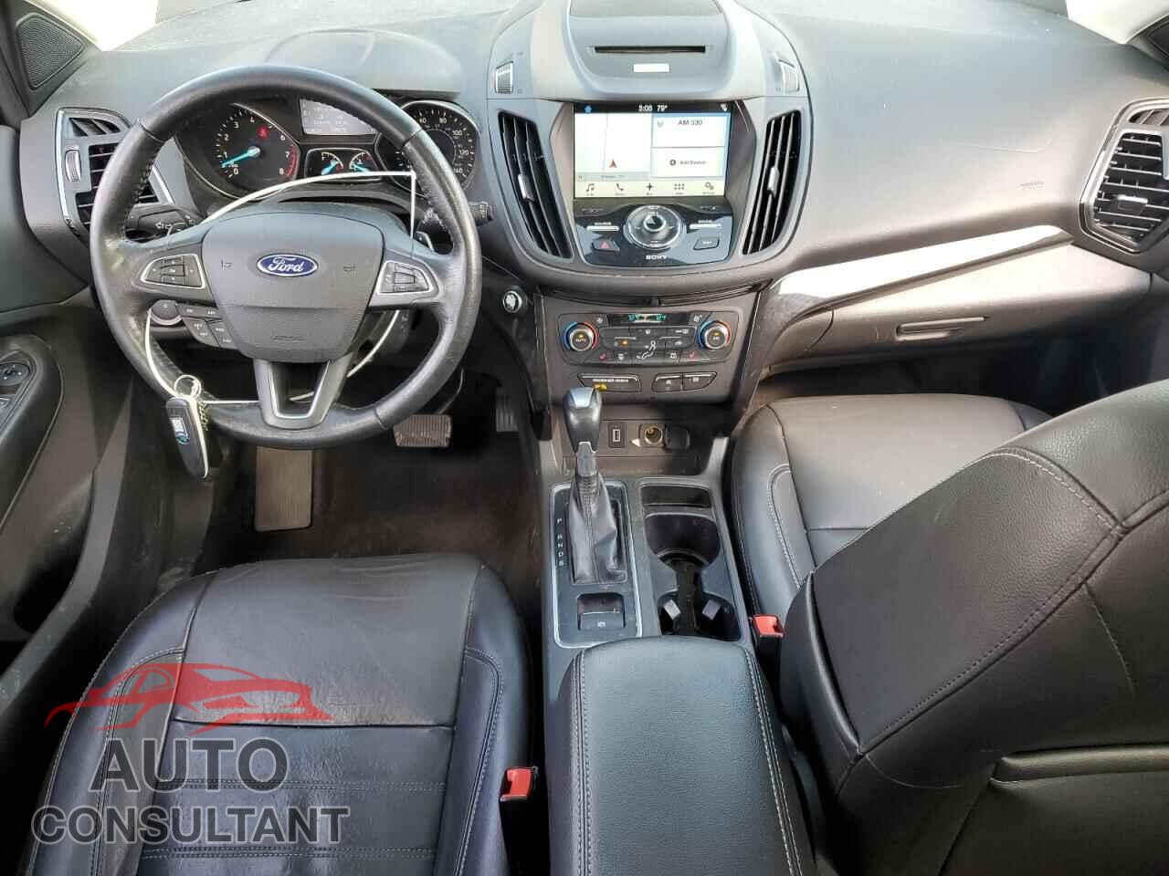 FORD ESCAPE 2017 - 1FMCU0JD9HUD06925