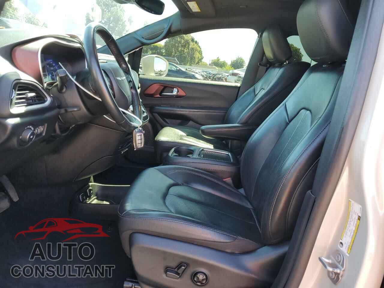 CHRYSLER PACIFICA 2020 - 2C4RC1EG2LR145593
