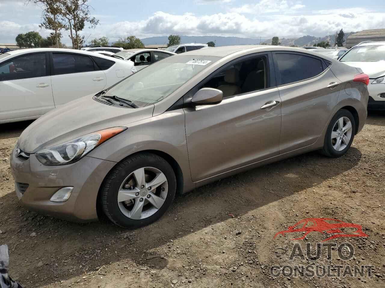 HYUNDAI ELANTRA 2013 - 5NPDH4AE3DH230751