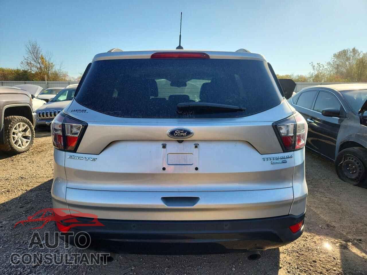 FORD ESCAPE 2017 - 1FMCU9JD5HUB41699