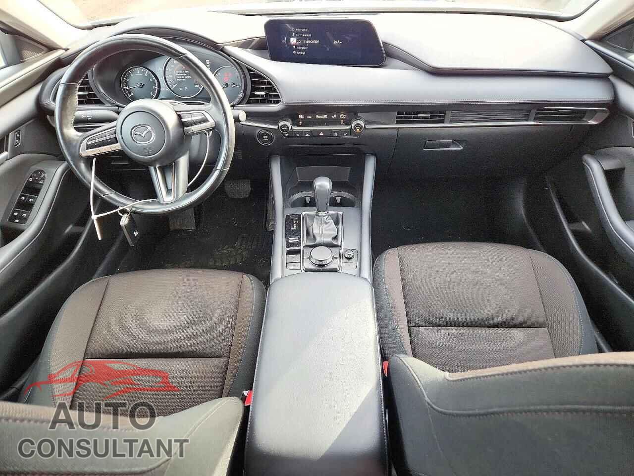 MAZDA 3 2022 - JM1BPACL3N1510084