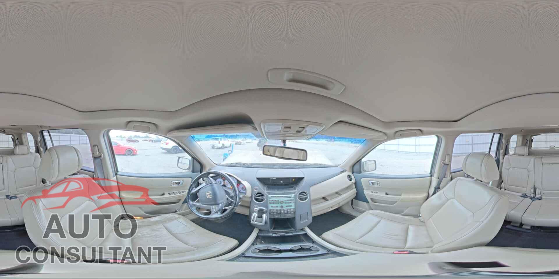 HONDA PILOT 2010 - 5FNYF4H53AB007732