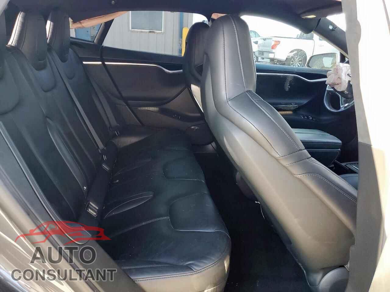TESLA MODEL S 2016 - 5YJSA1E20GF137473