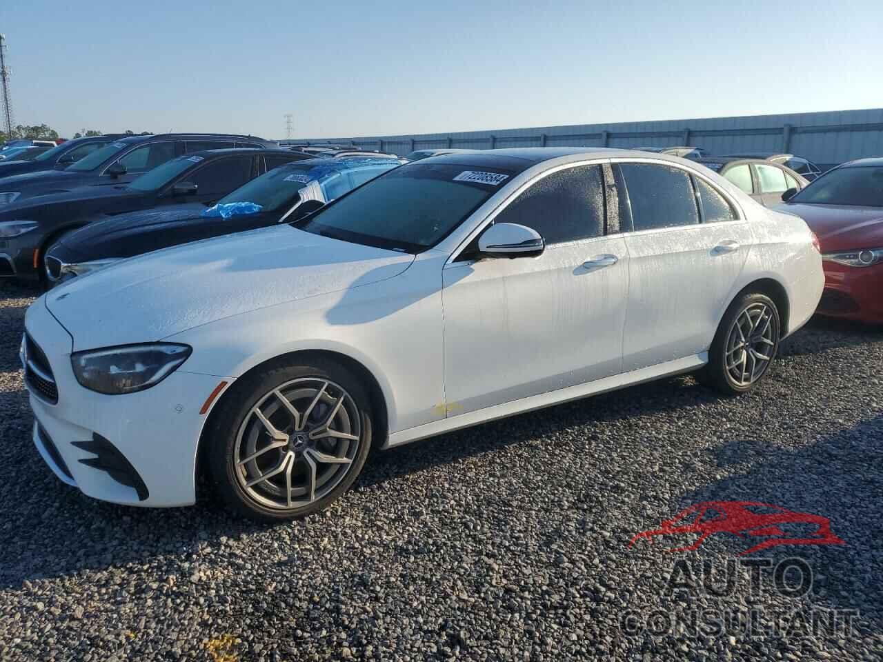 MERCEDES-BENZ E-CLASS 2021 - W1KZF8EB1MA904721
