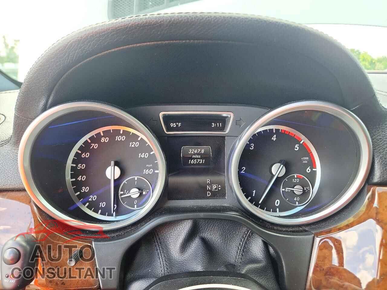 MERCEDES-BENZ GL-CLASS 2015 - 4JGDF2EE3FA528131