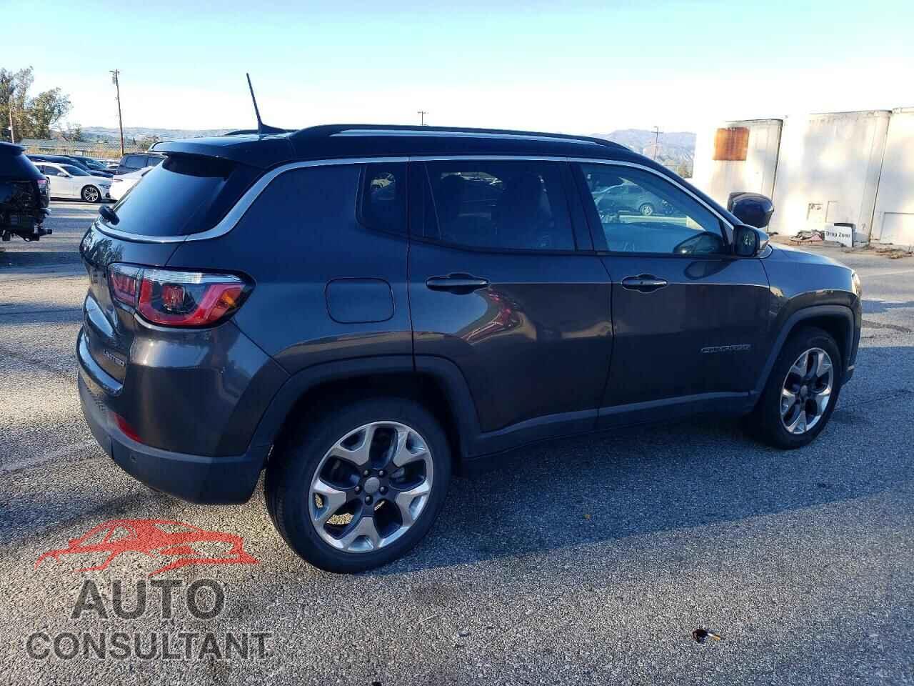 JEEP COMPASS 2018 - 3C4NJCCB2JT211447