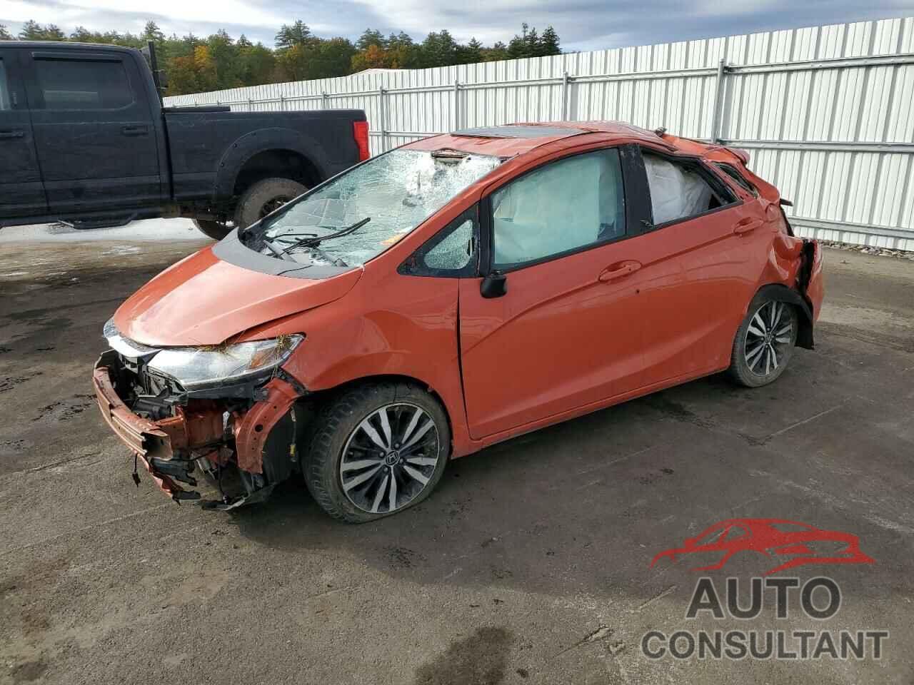 HONDA FIT 2018 - 3HGGK5H81JM705129