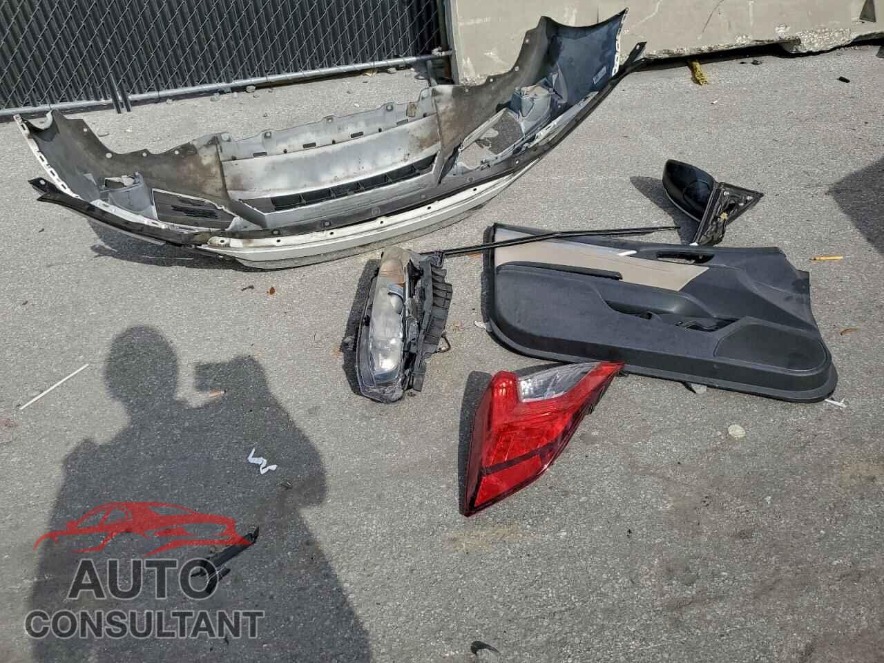 HONDA CIVIC 2017 - 19XFC2F78HE068518