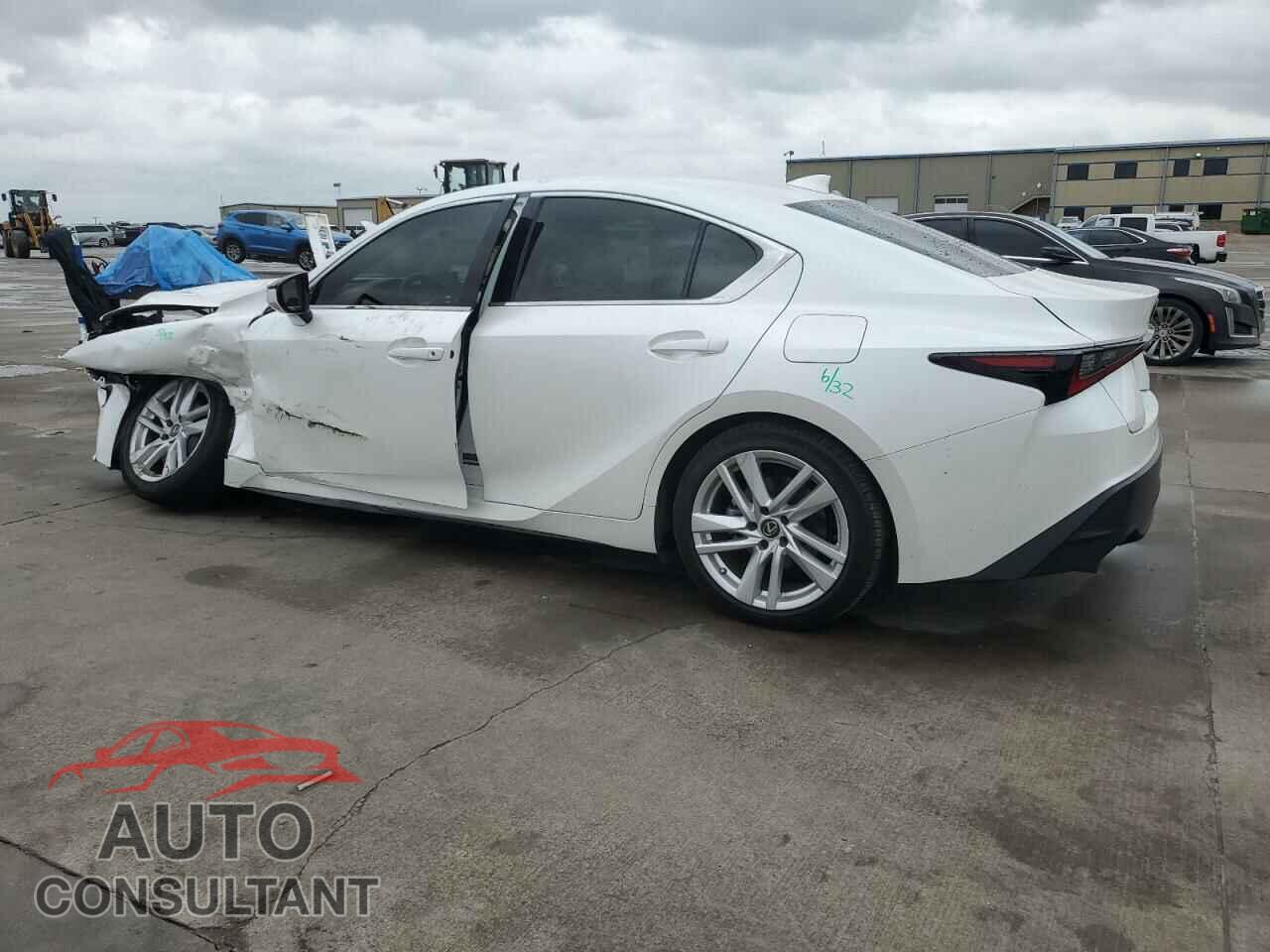 LEXUS IS 2021 - JTHAA1D21M5111473
