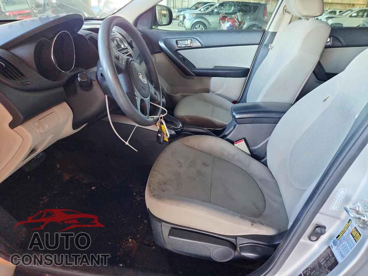 KIA FORTE 2013 - KNAFU5A23D5675276