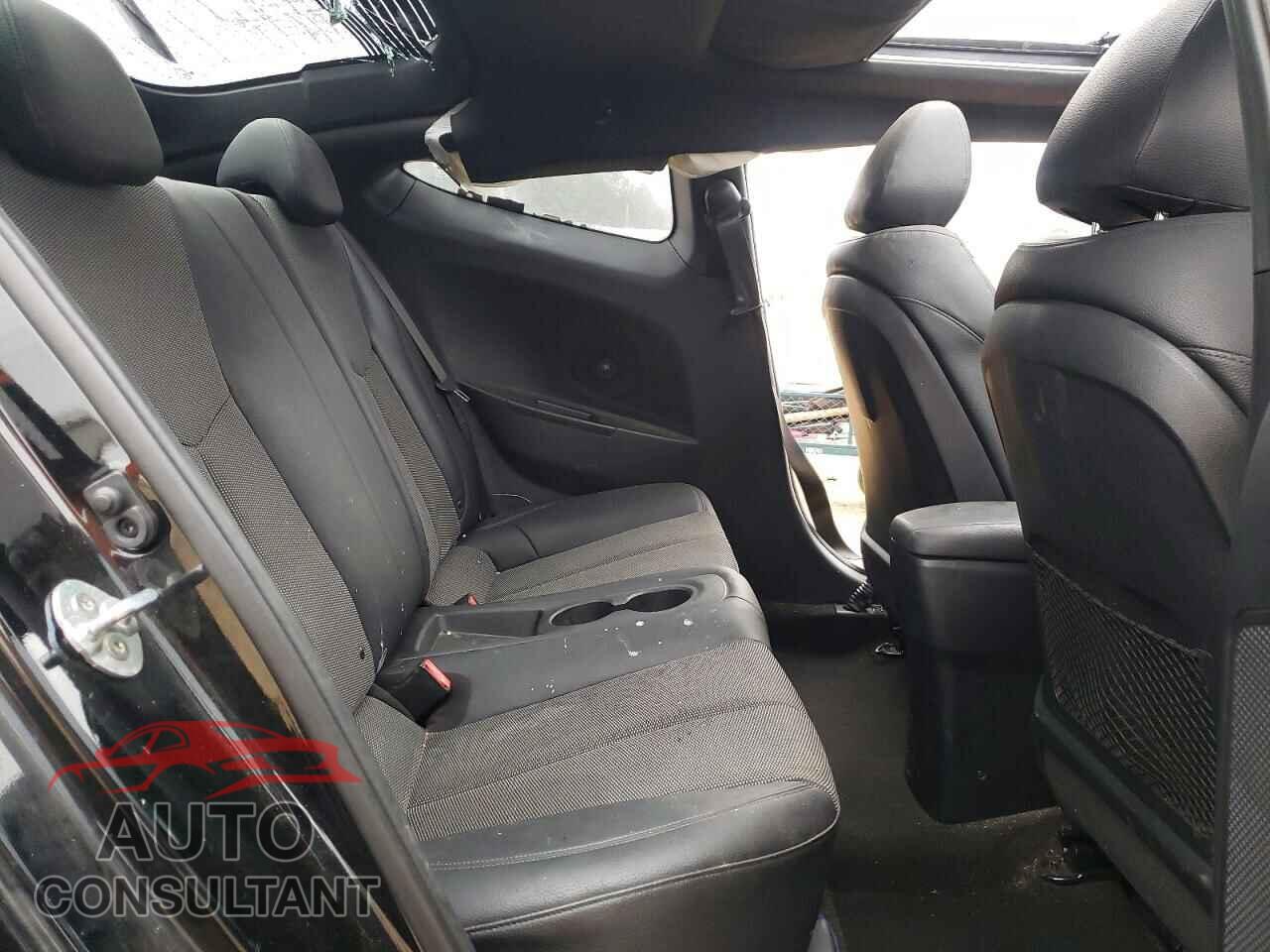 HYUNDAI VELOSTER 2016 - KMHTC6AD7GU294410