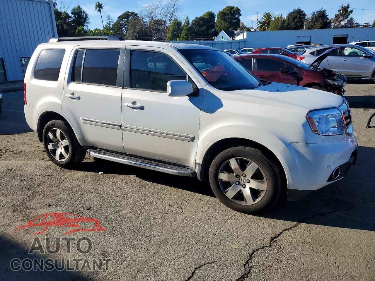 HONDA PILOT 2012 - 5FNYF4H97CB044126