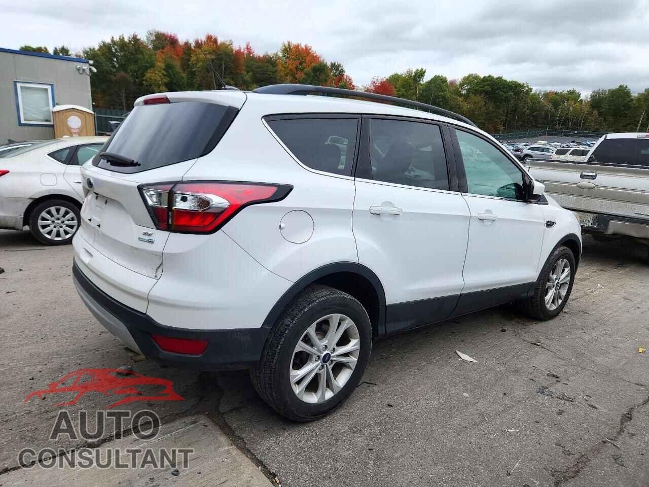 FORD ESCAPE 2018 - 1FMCU9GD1JUC60833