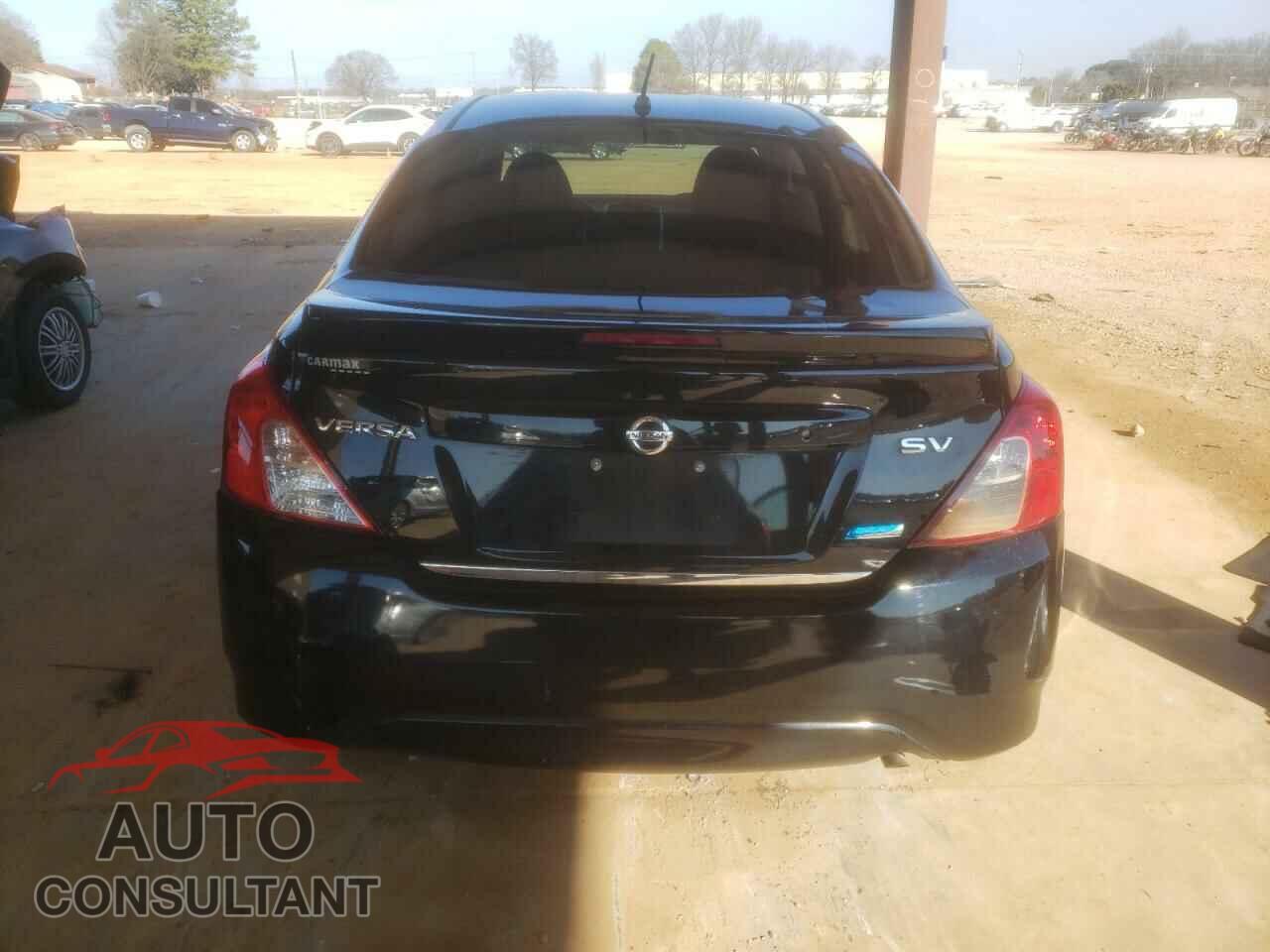 NISSAN VERSA 2015 - 3N1CN7AP1FL882717