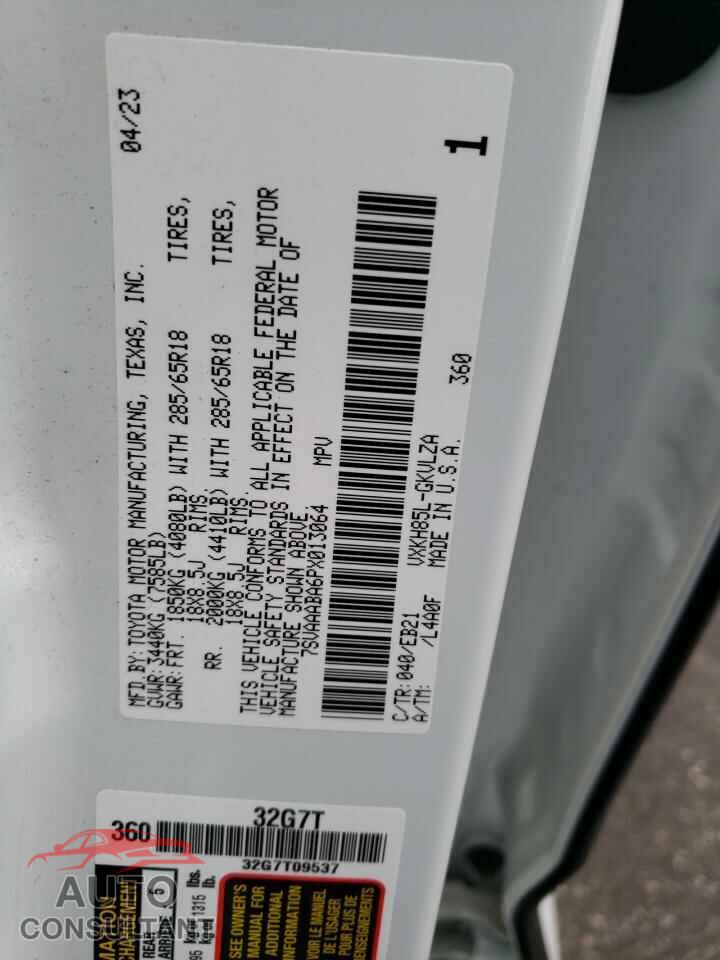 TOYOTA SEQUOIA 2023 - 7SVAAABA6PX013064