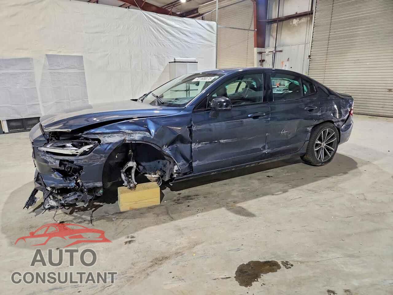 VOLVO S60 2022 - 7JRL12TZ5NG155207