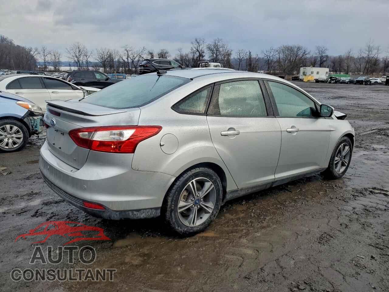 FORD FOCUS 2014 - 1FADP3F23EL401660