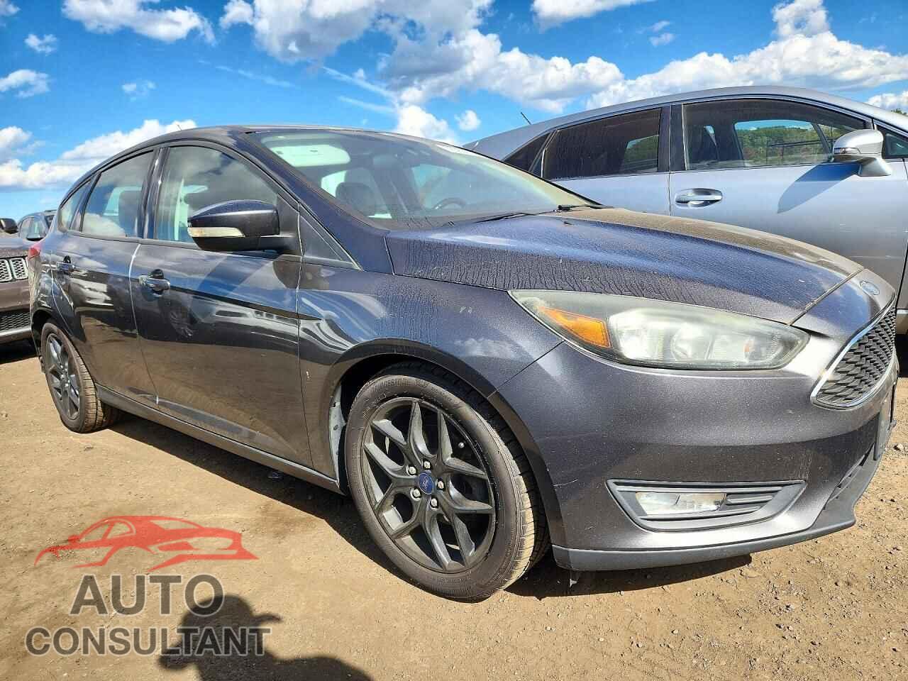 FORD FOCUS 2016 - 1FADP3K29GL332935