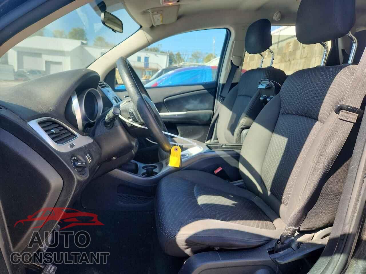 DODGE JOURNEY 2017 - 3C4PDCBG2HT536803