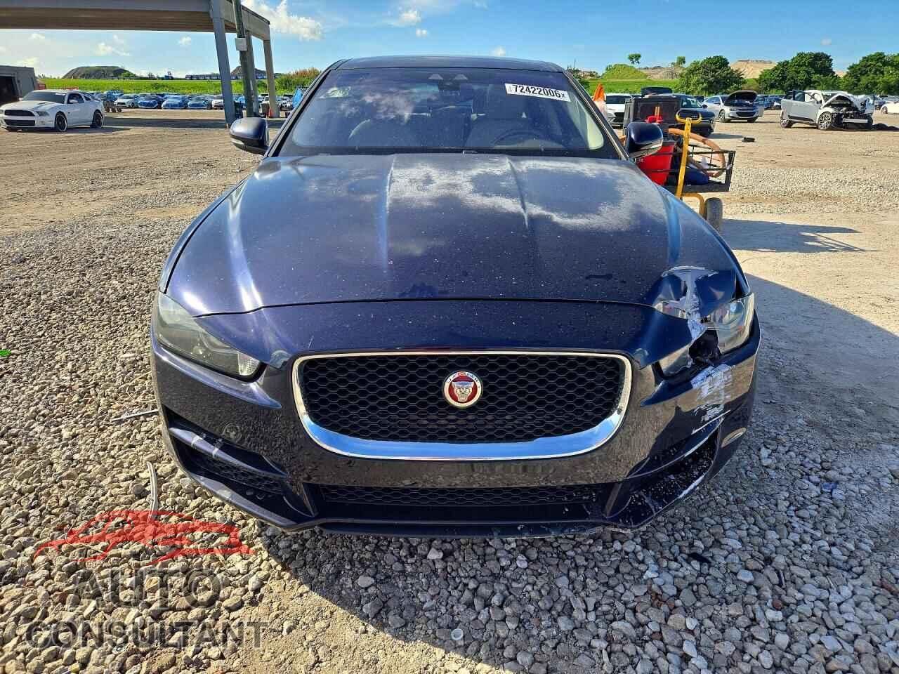 JAGUAR XE 2017 - SAJAR4BG5HA949238