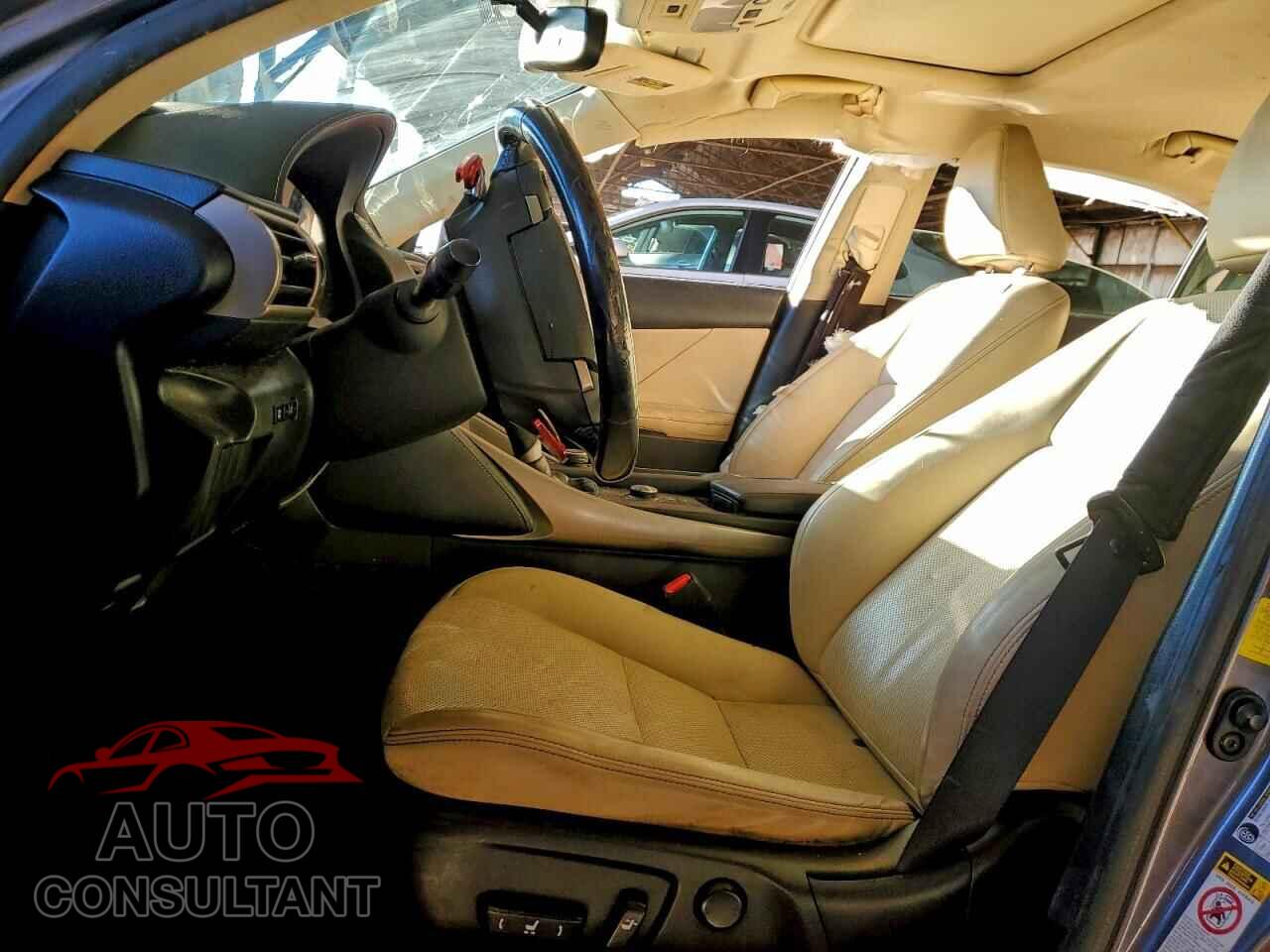 LEXUS IS 2016 - JTHBA1D29G5025207