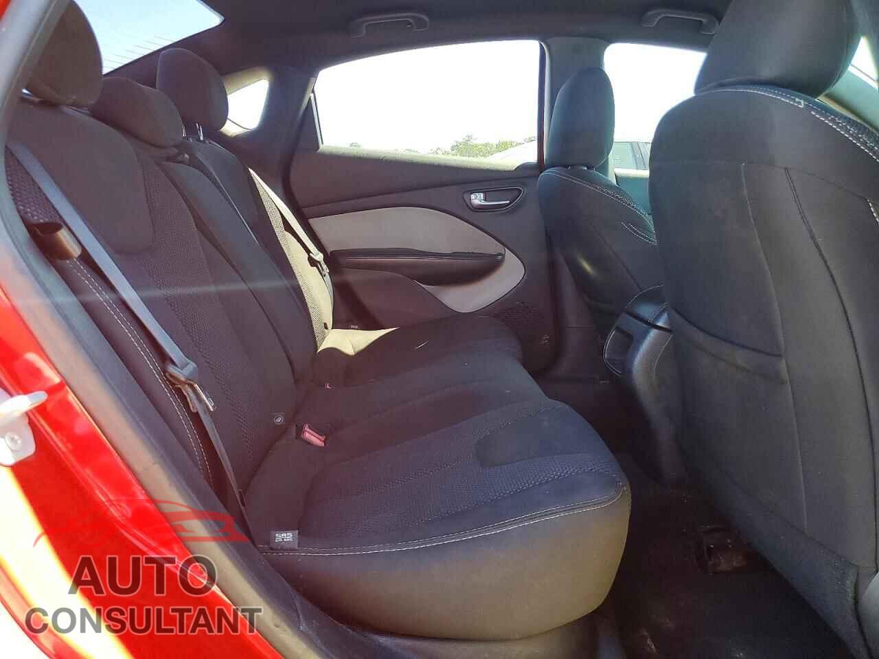 DODGE DART 2015 - 1C3CDFBB8FD422042