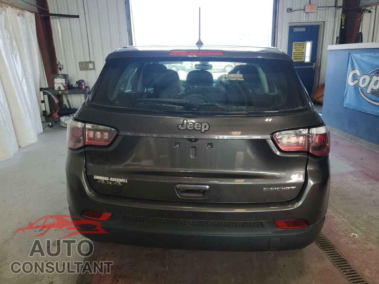 JEEP COMPASS 2018 - 3C4NJDAB4JT186835