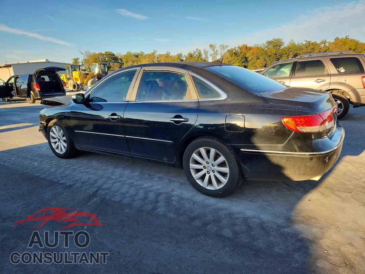 HYUNDAI AZERA 2010 - KMHFC4DF4AA459501