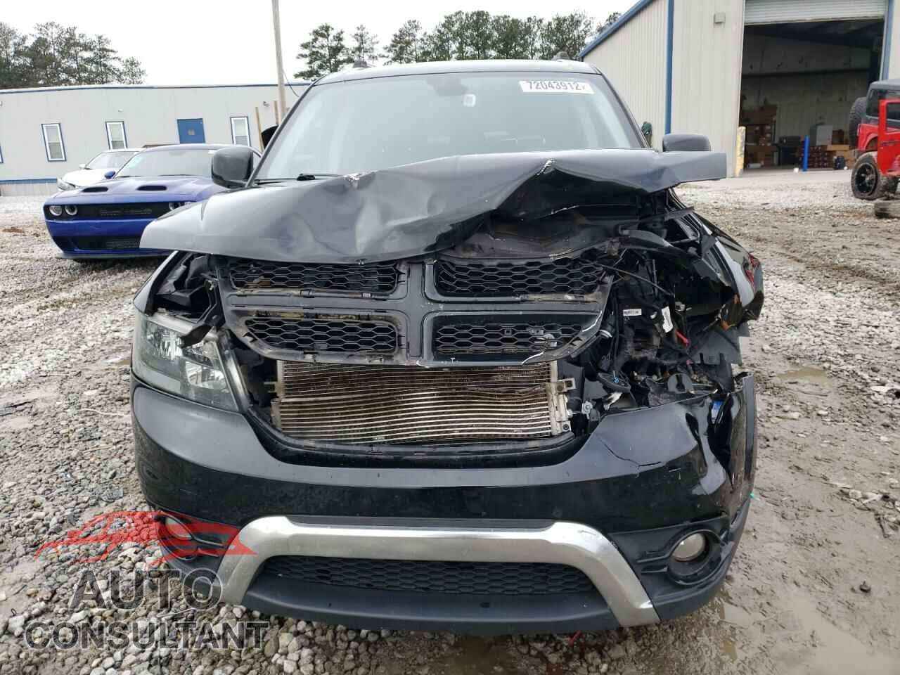 DODGE JOURNEY 2018 - 3C4PDCGG2JT370149