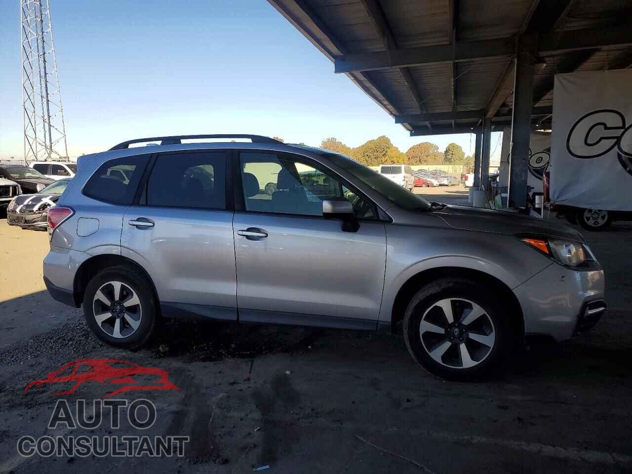 SUBARU FORESTER 2018 - JF2SJAEC2JH406686