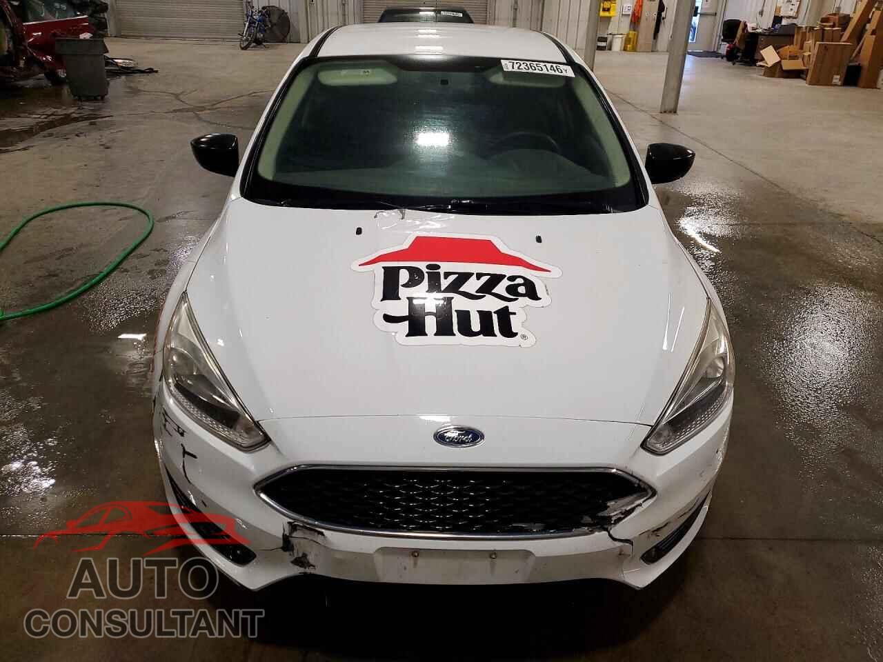 FORD FOCUS 2017 - 1FADP3E20HL332917