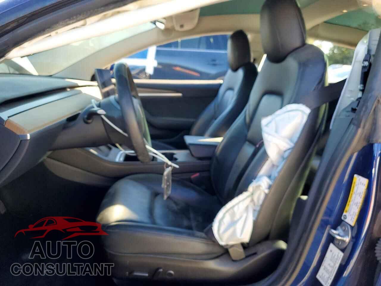 TESLA MODEL 3 2023 - 5YJ3E1EA3PF437525
