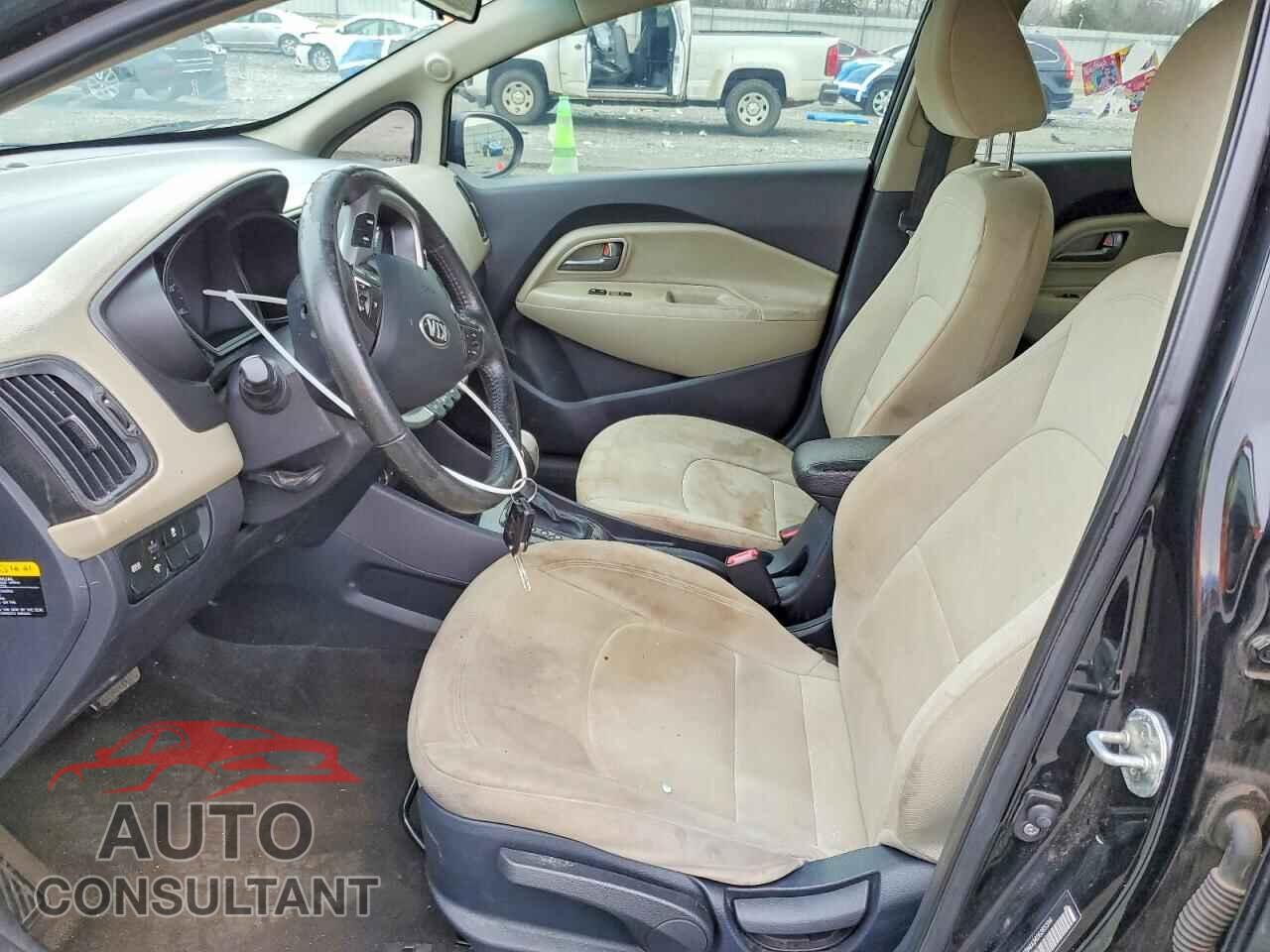 KIA RIO 2013 - KNADN4A34D6285594