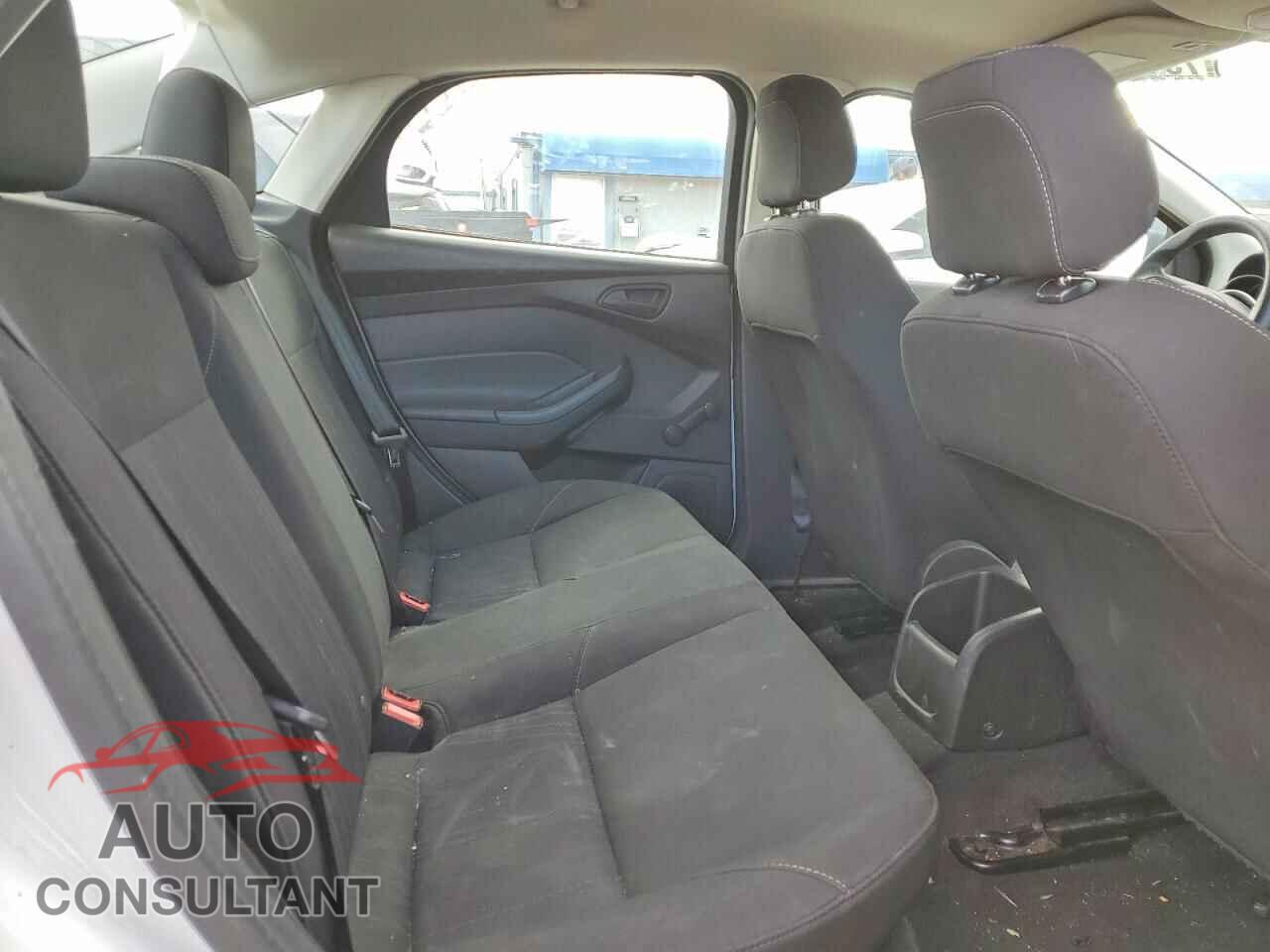 FORD FOCUS 2016 - 1FADP3E26GL361241