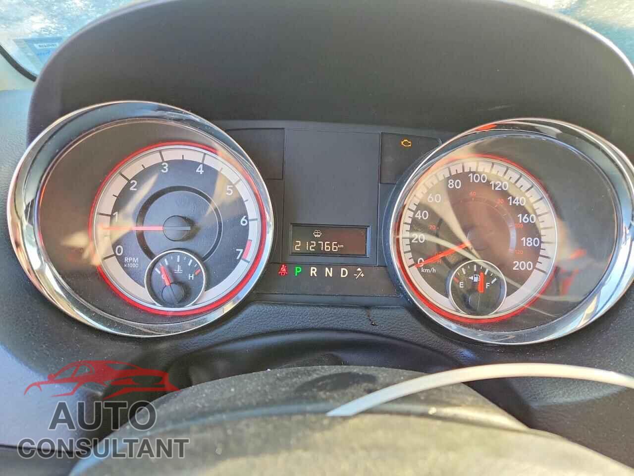 DODGE CARAVAN 2015 - 2C4RDGBG8FR733877