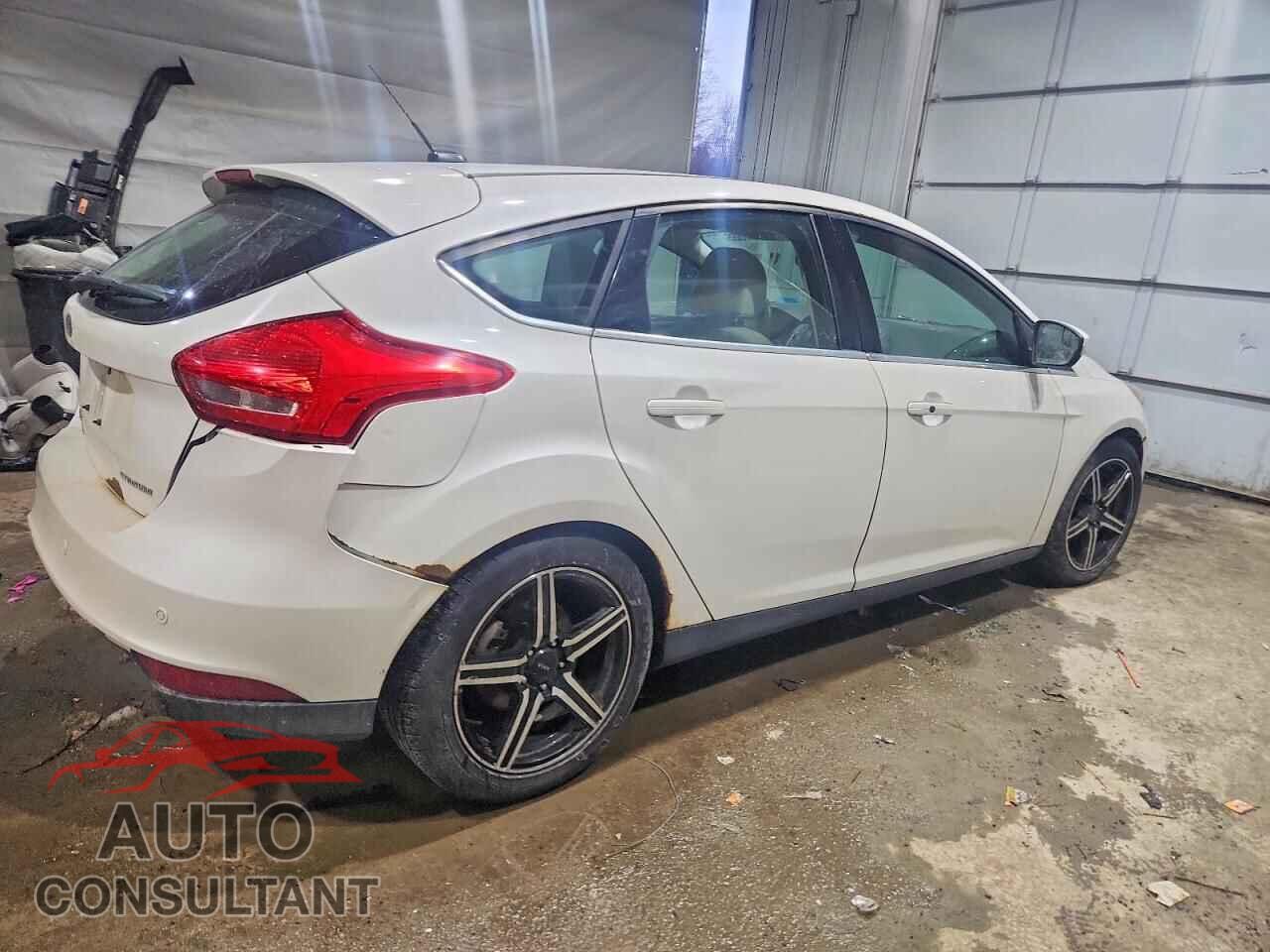 FORD FOCUS 2016 - 1FADP3N2XGL299634