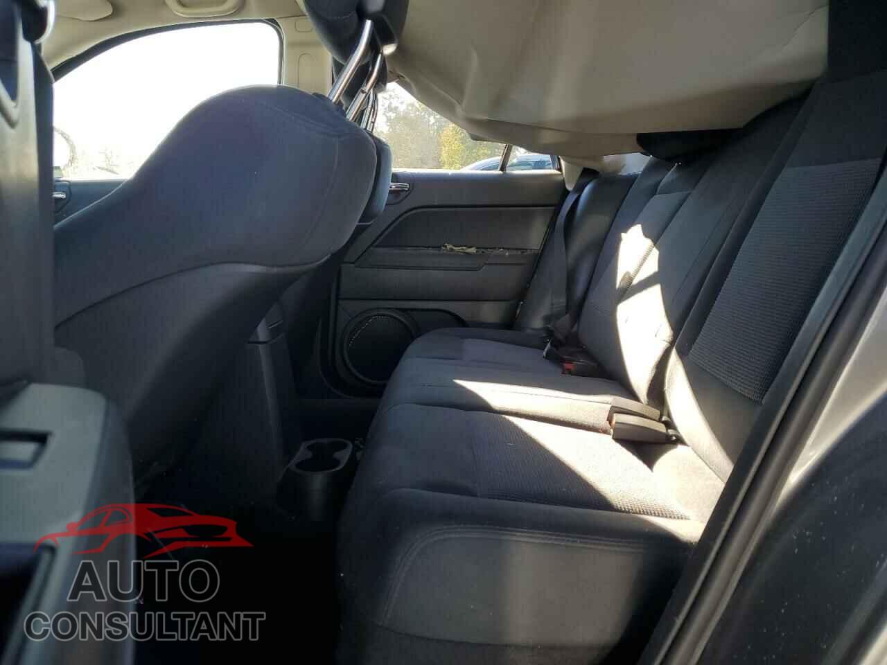 JEEP COMPASS 2013 - 1C4NJCBA1DD131138