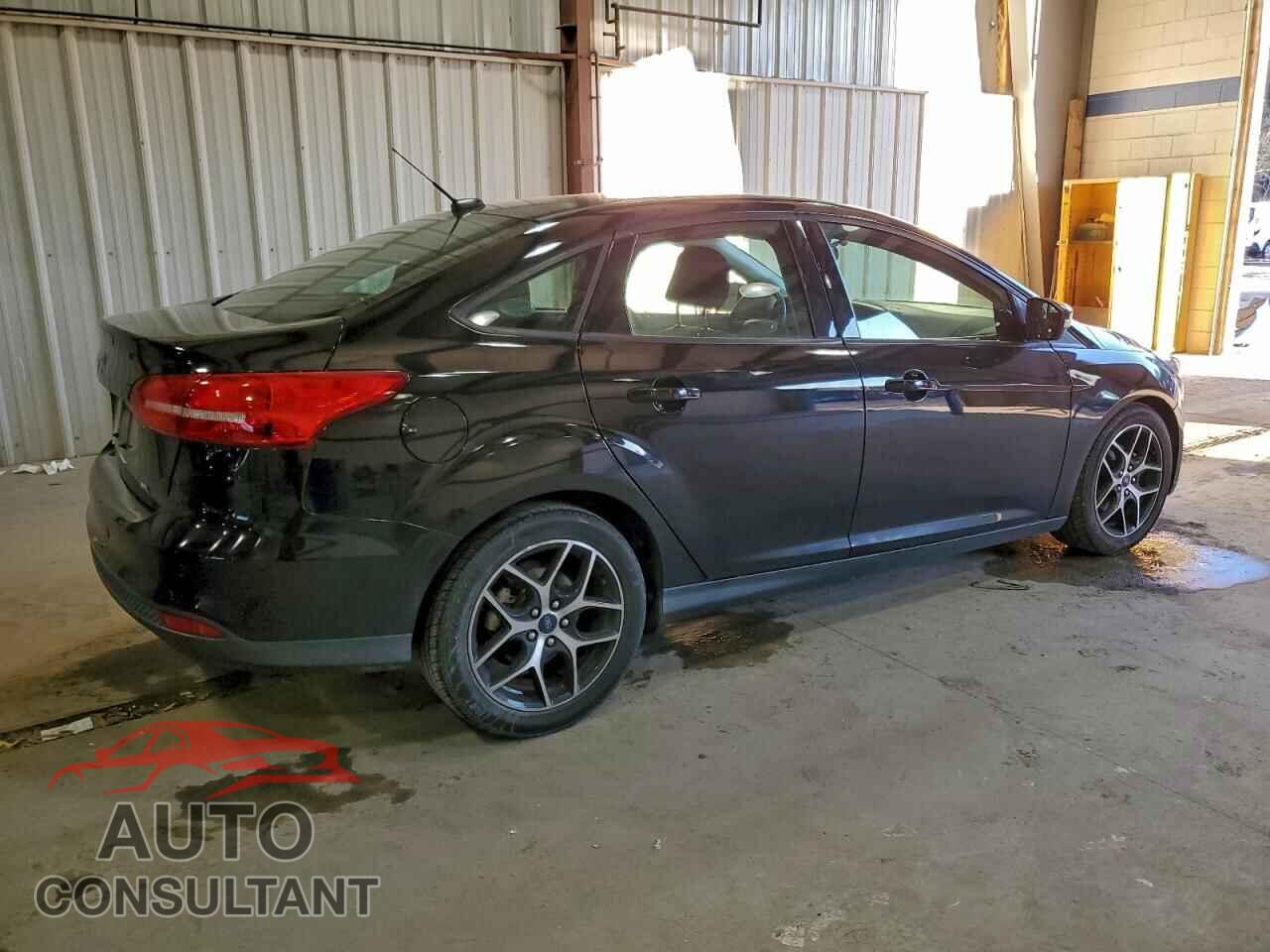 FORD FOCUS 2017 - 1FADP3H2XHL275377