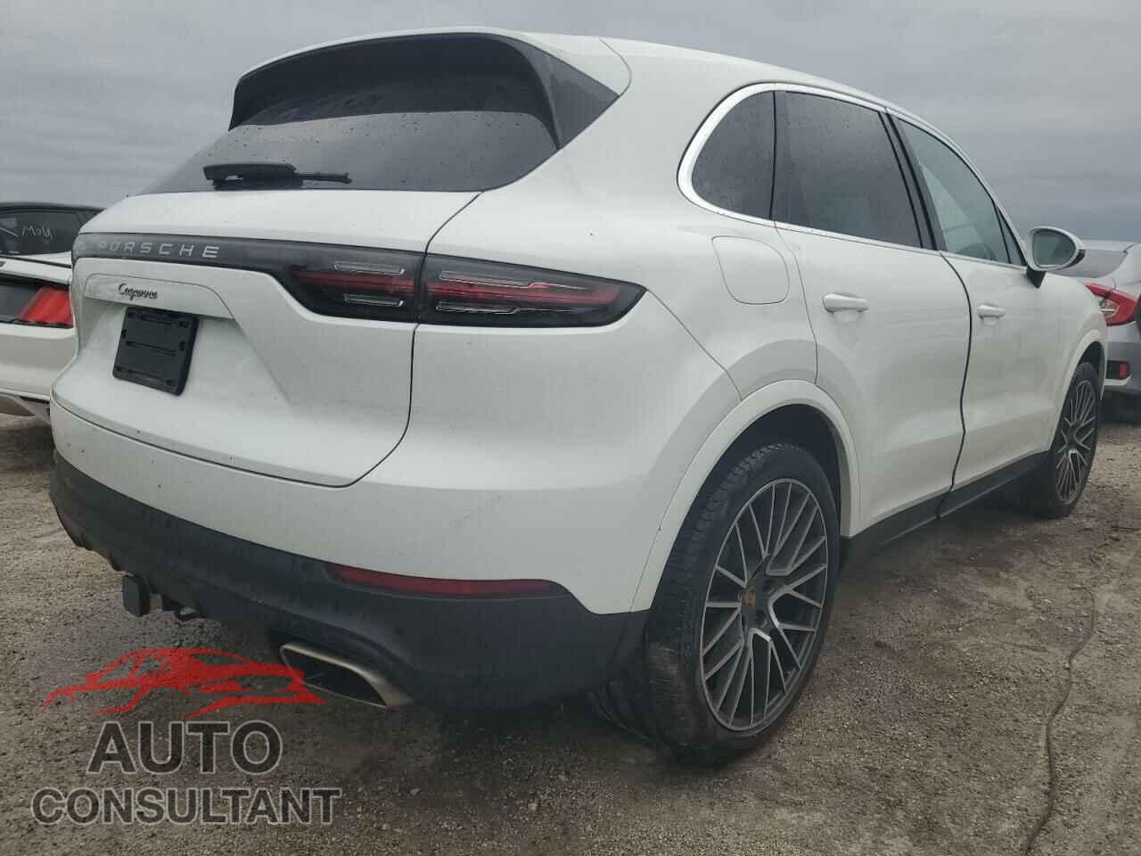 PORSCHE CAYENNE 2019 - WP1AA2AY3KDA18343