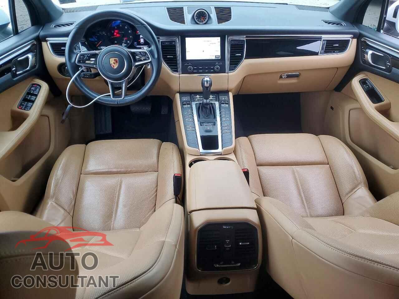 PORSCHE MACAN 2018 - WP1AA2A56JLB03977