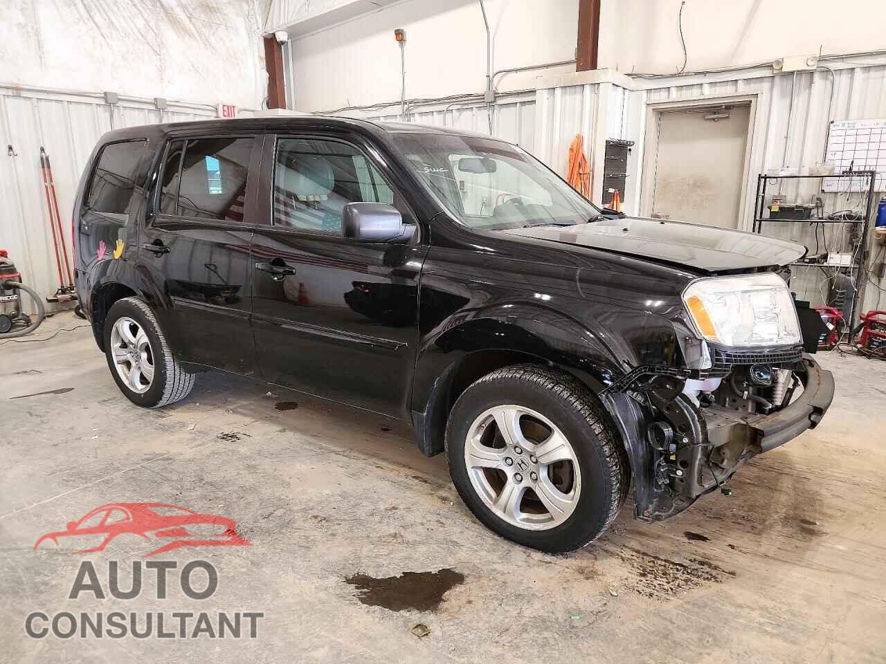 HONDA PILOT 2015 - 5FNYF4H79FB037956