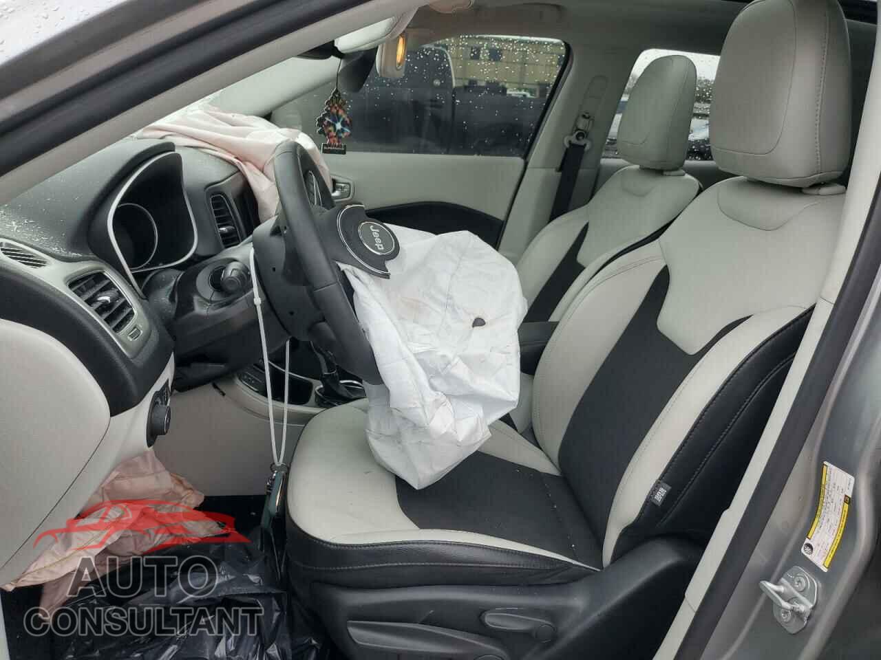 JEEP COMPASS 2019 - 3C4NJCBB7KT730772