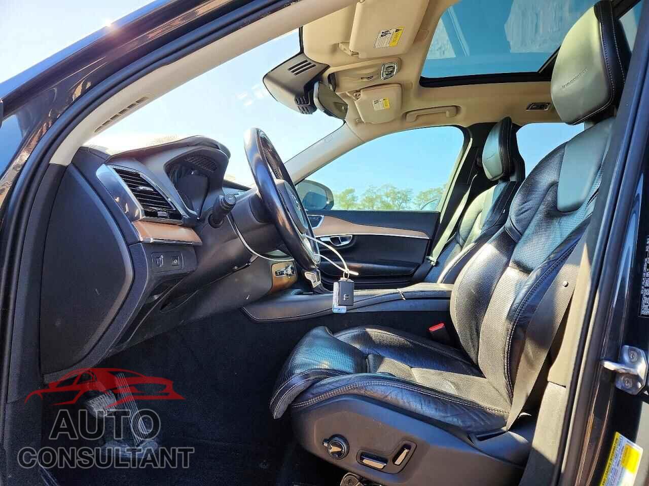 VOLVO XC90 2016 - YV4A22PL0G1014301