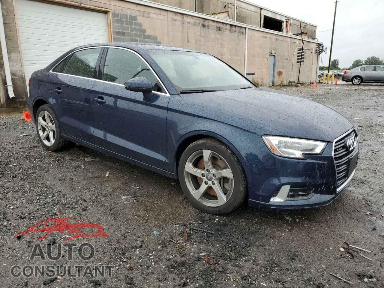 AUDI A3 2019 - WAUBEGFF4KA113894